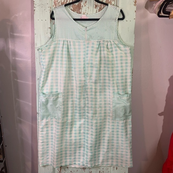Women’s cute vintage teal & white gingham nightgown - Picture 1 of 5